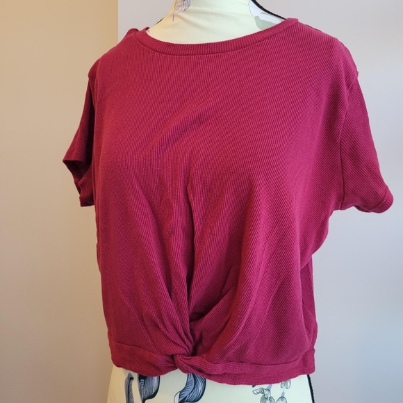 Harlow Cropped Tie Shirt - Picture 2 of 5